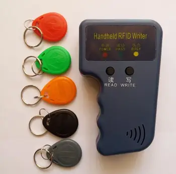 Pihuarvuti 125KHz RFID-Koopiamasina Kirjanik Paljundusaparaat Programmeerija Lugeja + 5tk EM4305 Ülekirjutatavaid ID Keyfobs Sildid